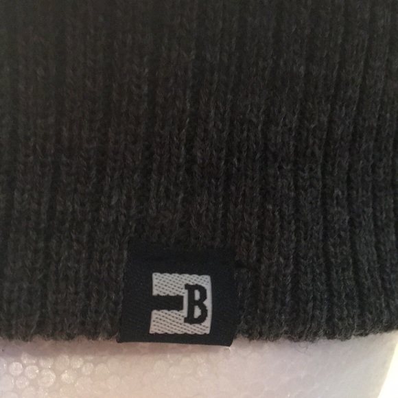 BLOCK Reversible Beanie. Dark / Blue- Gray - Picture 3 of 5